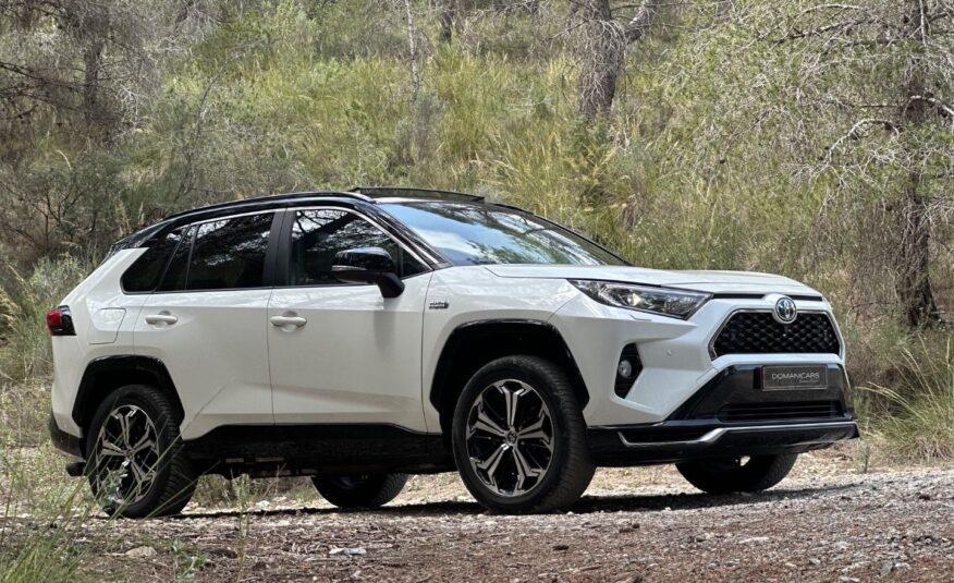TOYOTA RAV 4 2.5l PLUGIN 300PH eCVT Style Plus