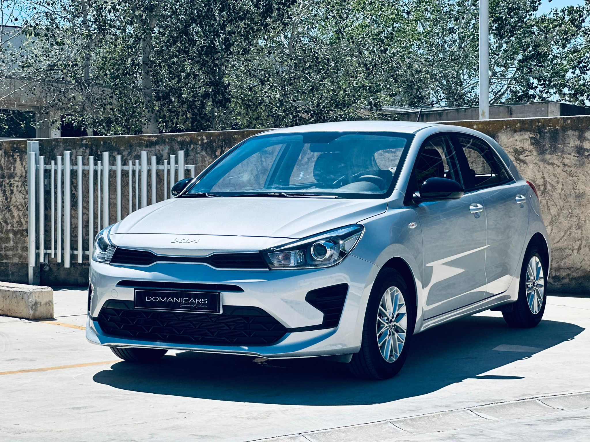 KIA RIO 1.2 DPi 62kW 84CV Concept