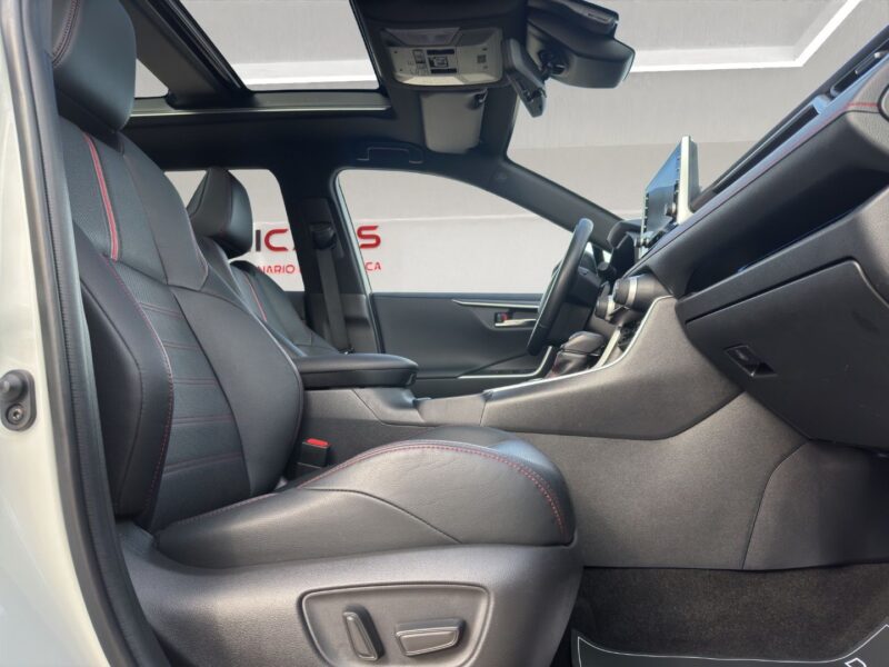 TOYOTA RAV 4 2.5L PLUGIN 300PH ECVT STYLE PLUS
