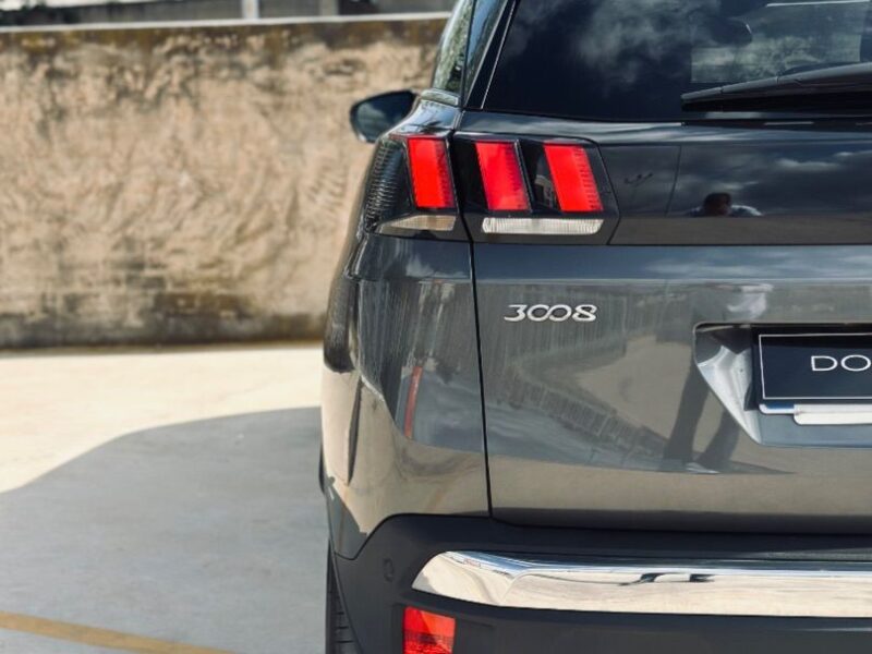 PEUGEOT 3008 1.2 PURETECH GT LINE EAT8