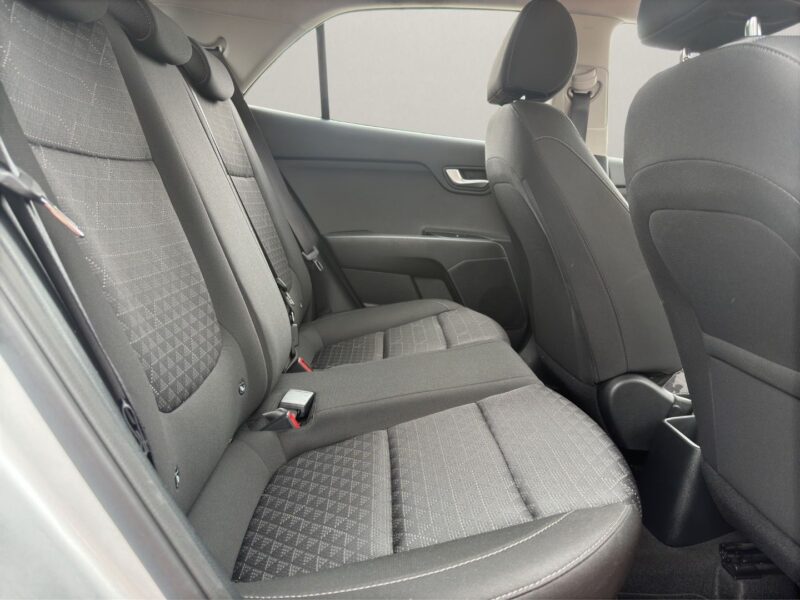 KIA RIO 1.2 DPi 62kW 84CV Concept