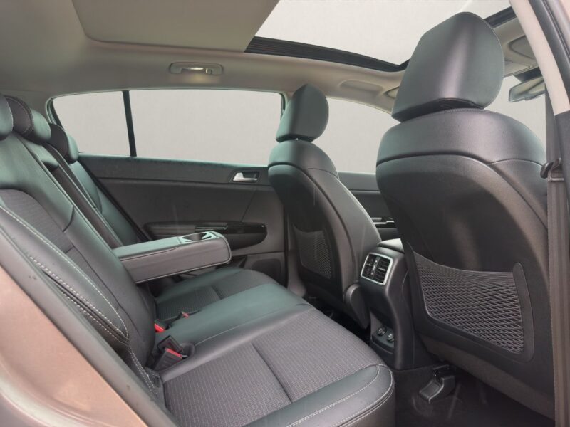 KIA SPORTAGE 1.6 CRDi Business DCT 4×2
