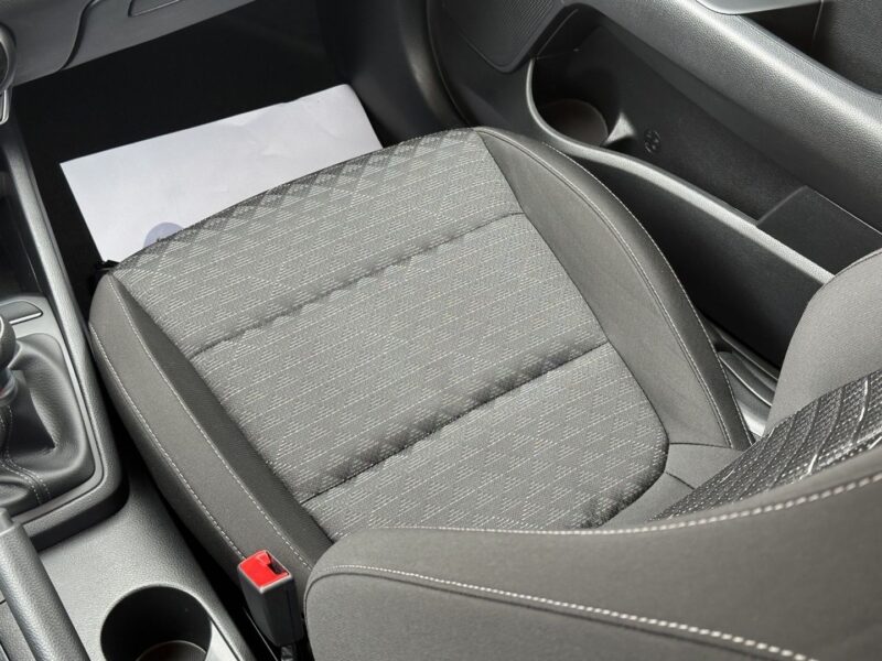 KIA RIO 1.2 DPi 62kW 84CV Concept