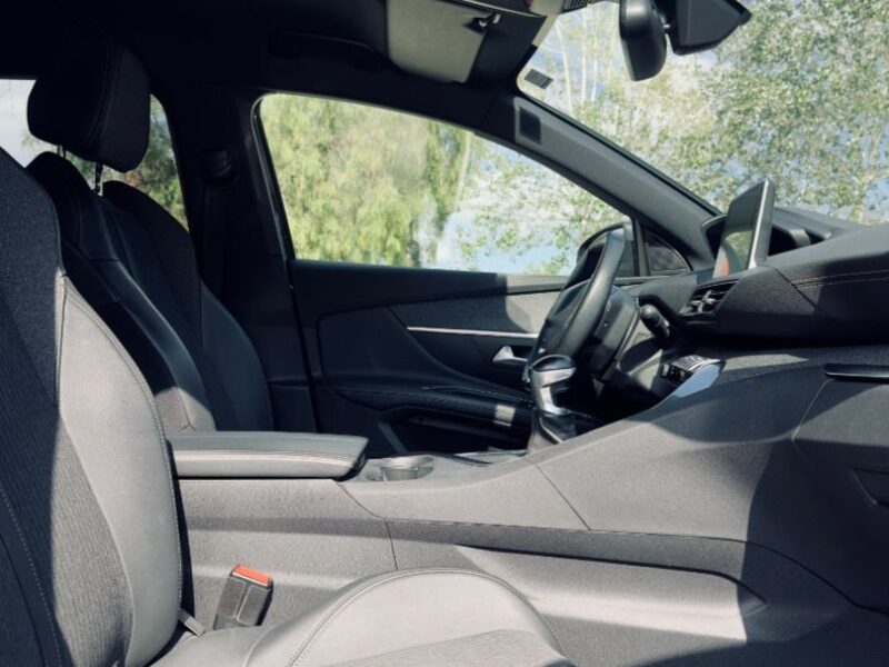 PEUGEOT 3008 1.2 PURETECH GT LINE EAT8