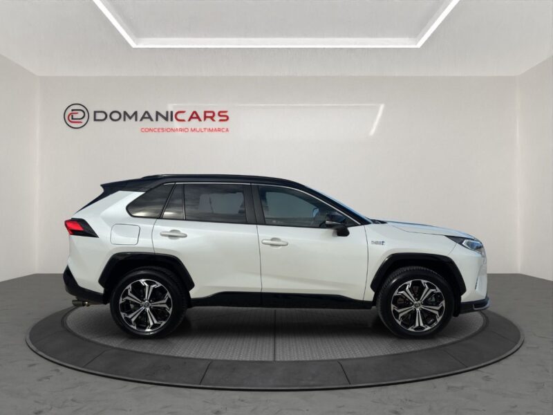 TOYOTA RAV 4 2.5L PLUGIN 300PH ECVT STYLE PLUS