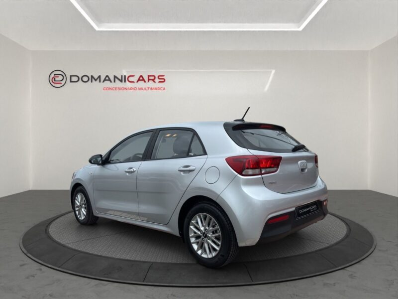 KIA RIO 1.2 DPi 62kW 84CV Concept