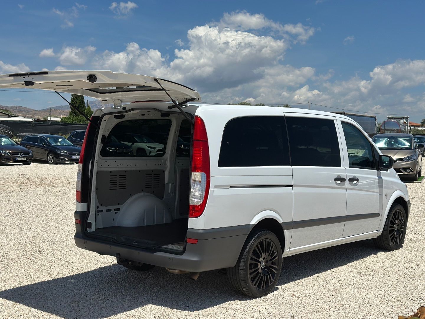 MERCEDES-BENZ VITO 116 CDI Mixto Larga