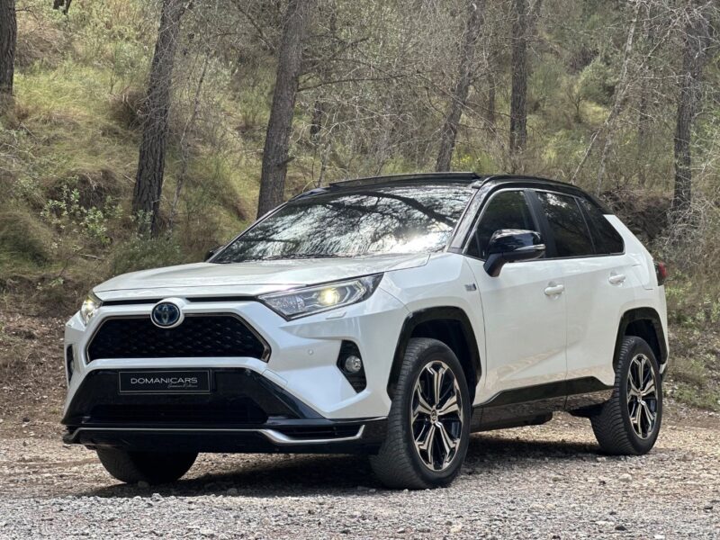 TOYOTA RAV 4 2.5L PLUGIN 300PH ECVT STYLE PLUS
