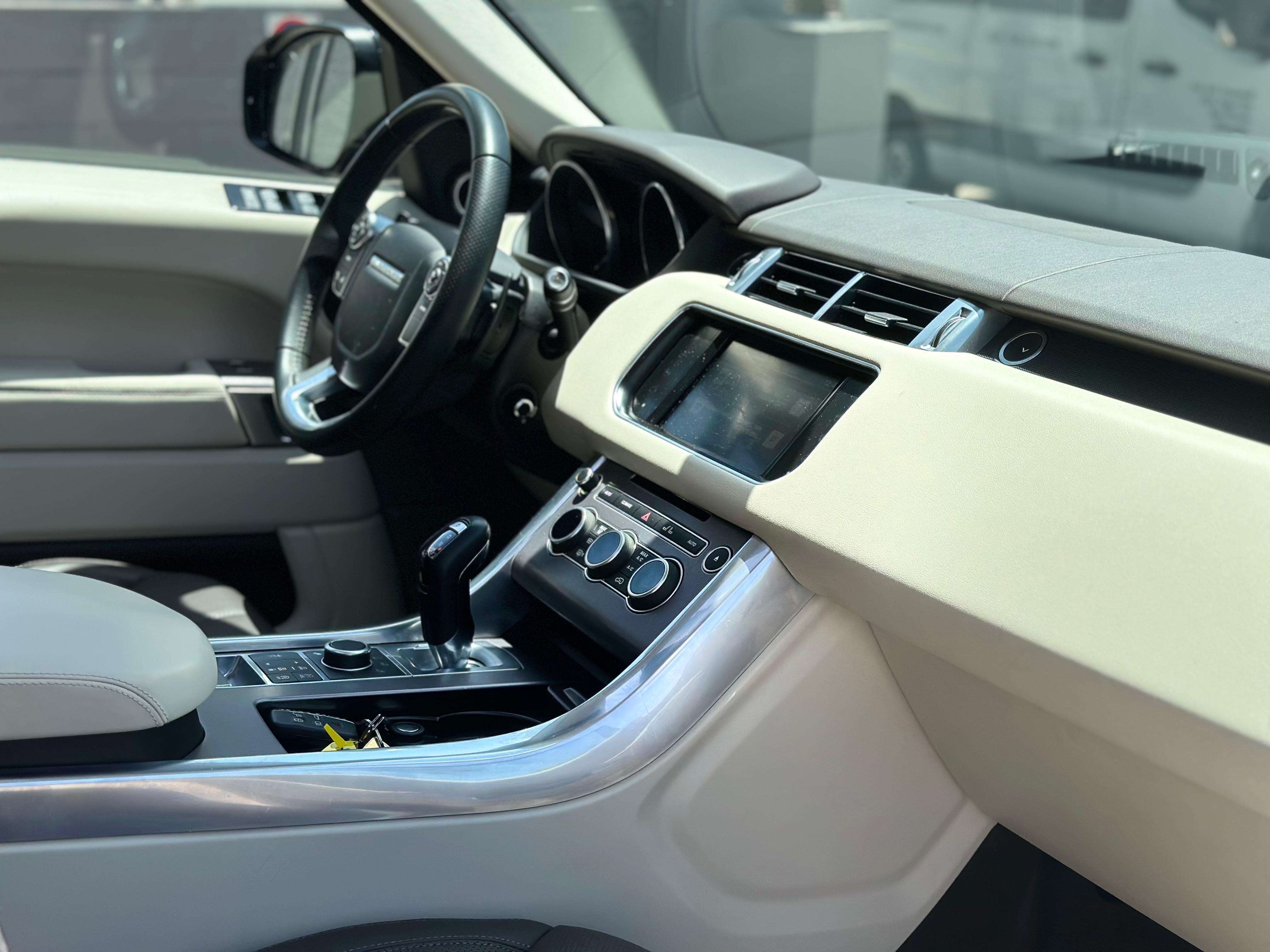 LAND-ROVER RANGE ROVER SPORT 3.0 TDV6 HSE DYNAMIC