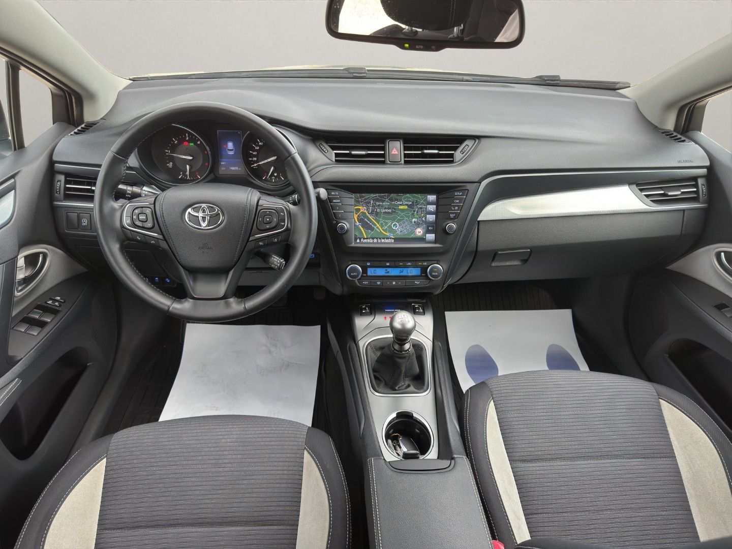 TOYOTA AVENSIS 1.6 115D ADVANCE TS