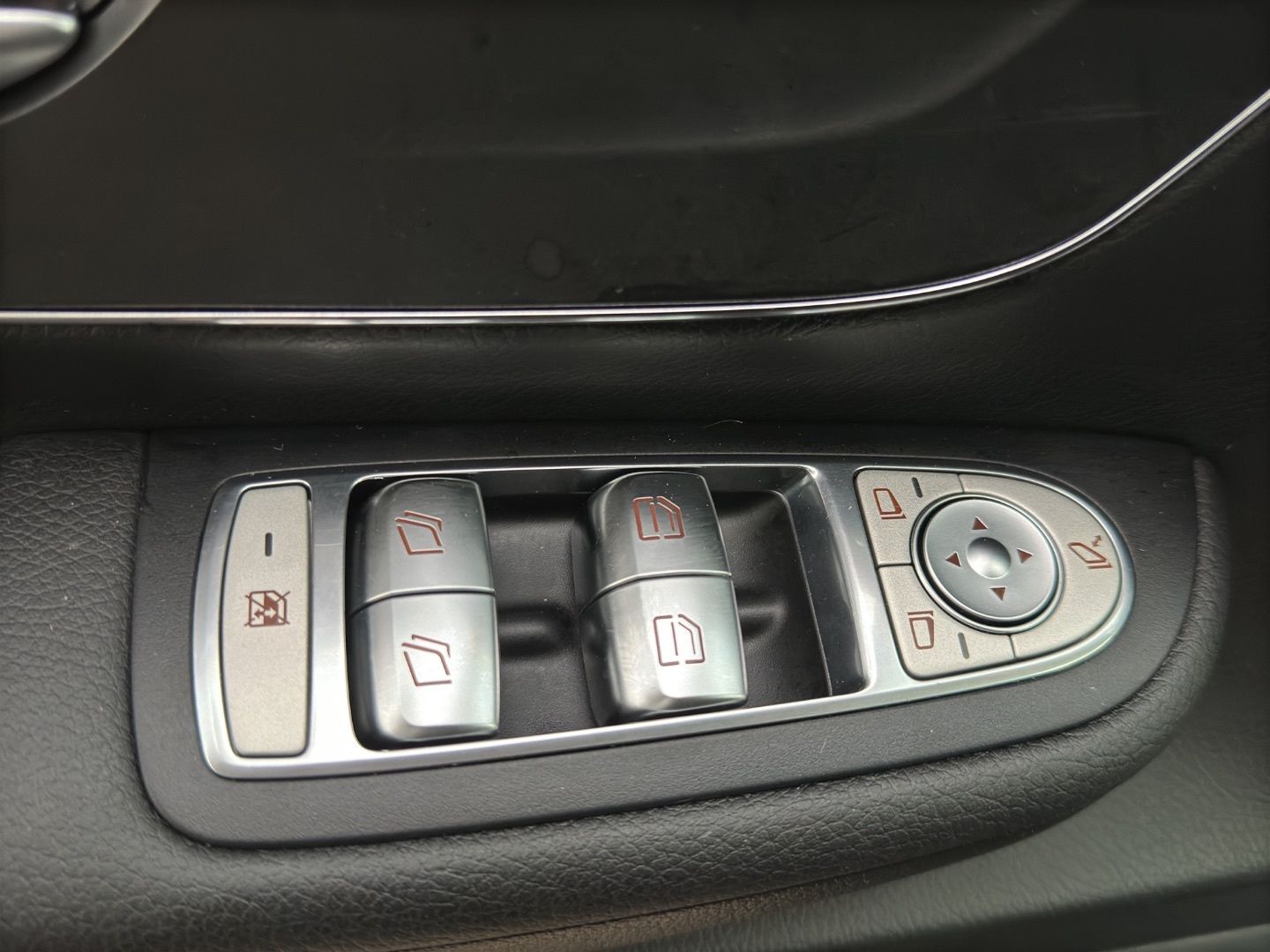 MERCEDES-BENZ CLASE V 220 CDI Avantgarde Largo
