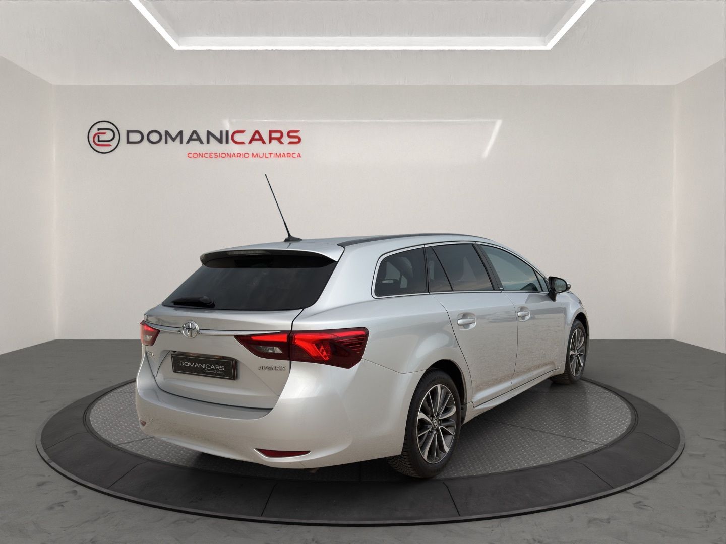 TOYOTA AVENSIS 1.6 115D ADVANCE TS