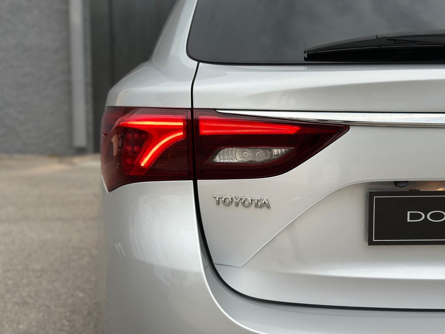 TOYOTA AVENSIS 1.6 115D ADVANCE TS