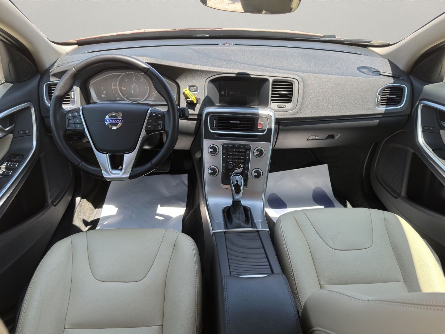 VOLVO S60 2.0 D3 Momentum Auto