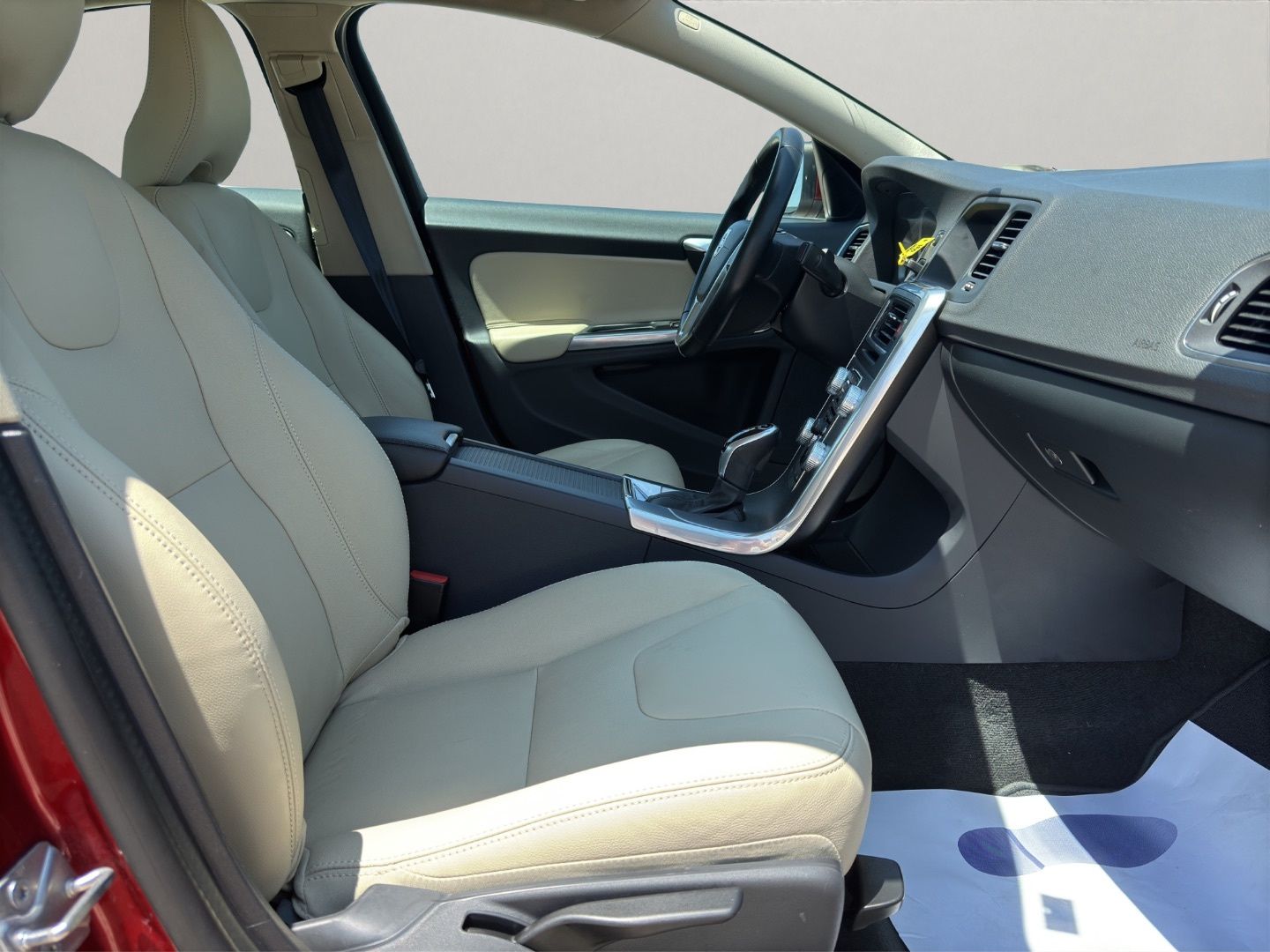 VOLVO S60 2.0 D3 Momentum Auto