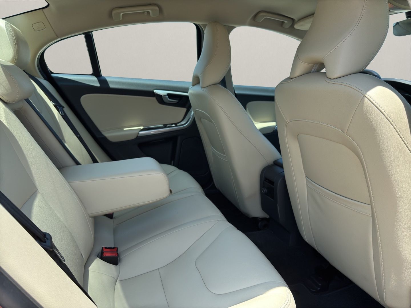 VOLVO S60 2.0 D3 Momentum Auto