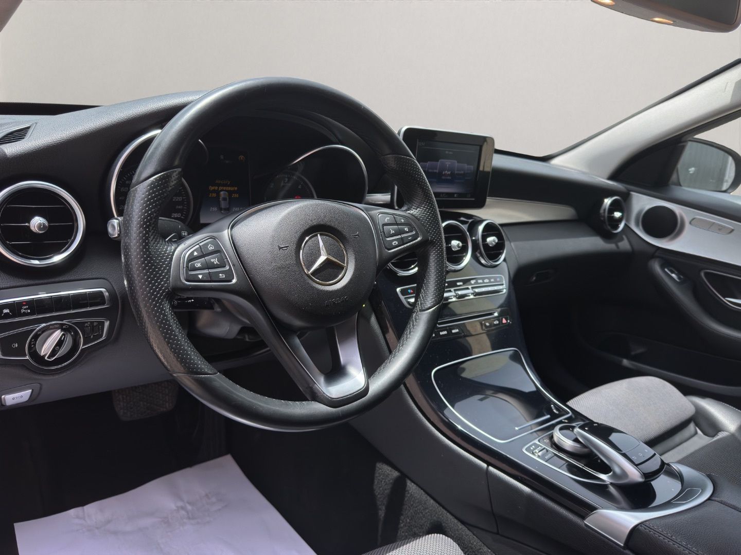MERCEDES-BENZ Clase C C 220 BlueTEC Avantgarde