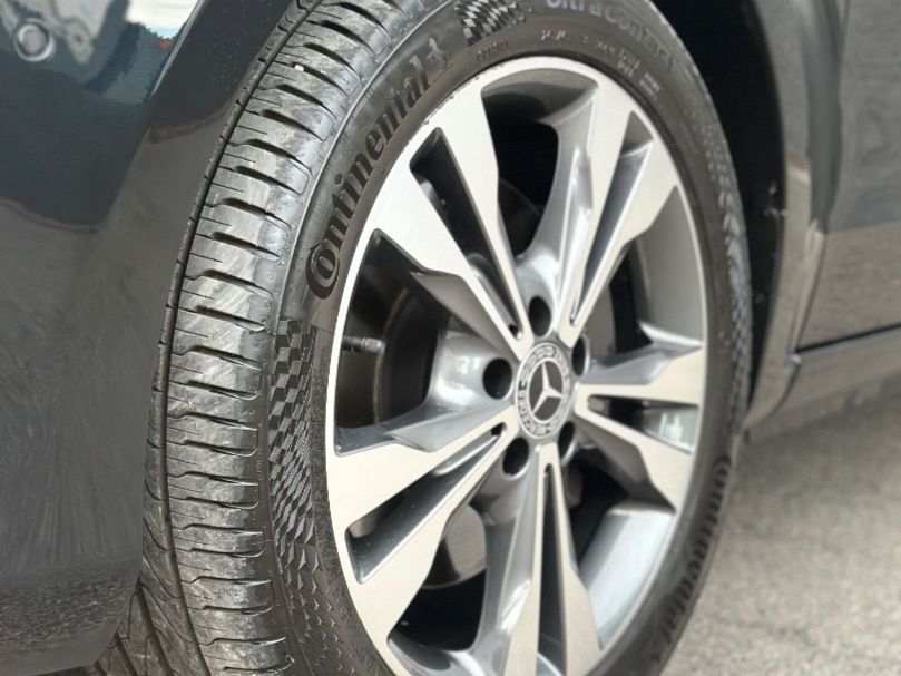 MERCEDES-BENZ CLASE V 220 CDI Avantgarde Largo