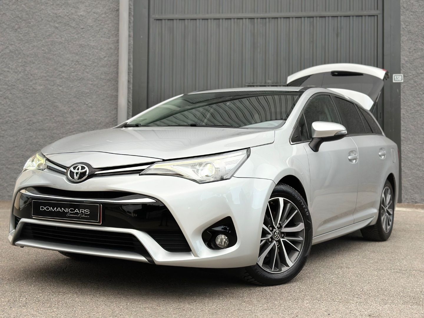 TOYOTA AVENSIS 1.6 115D ADVANCE TS