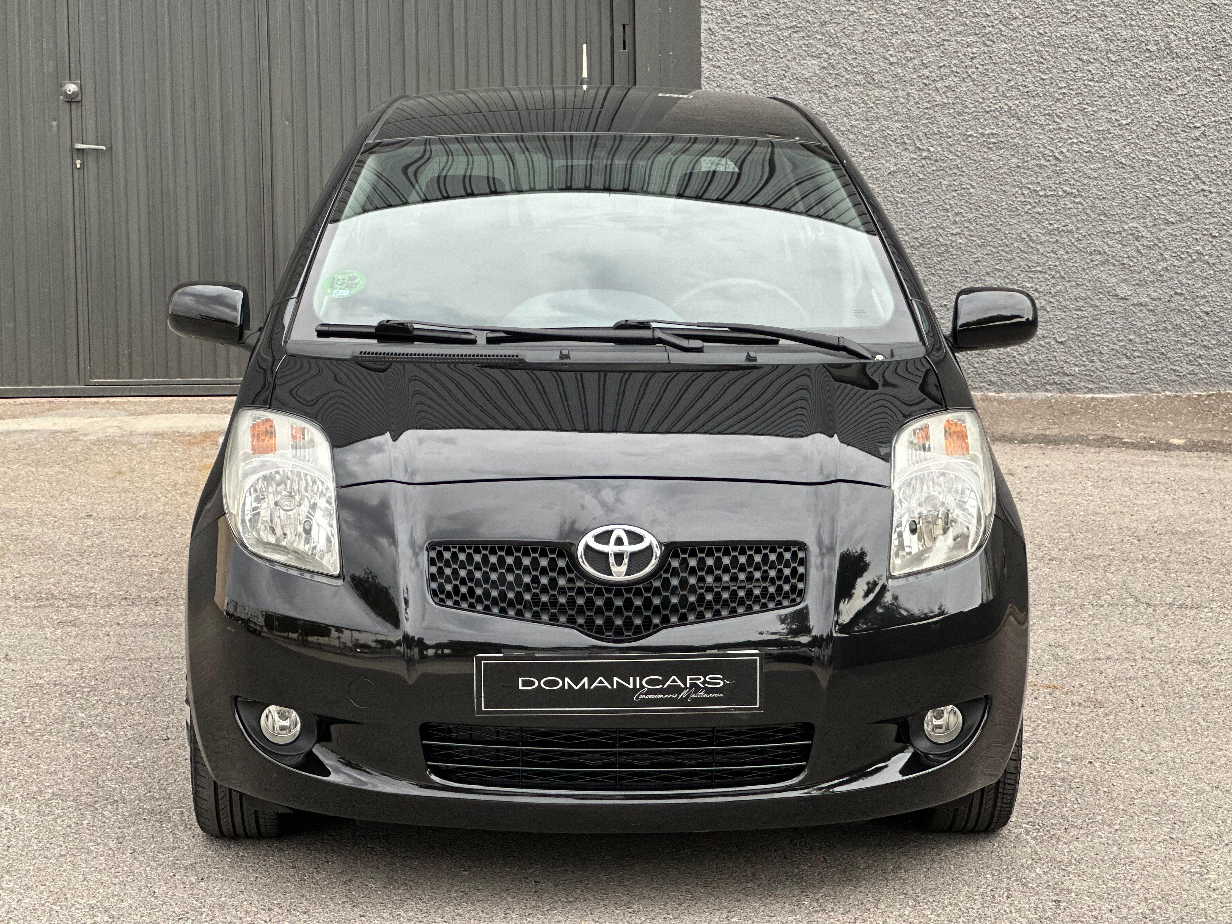 TOYOTA YARIS 1.3 VVTi Yaris