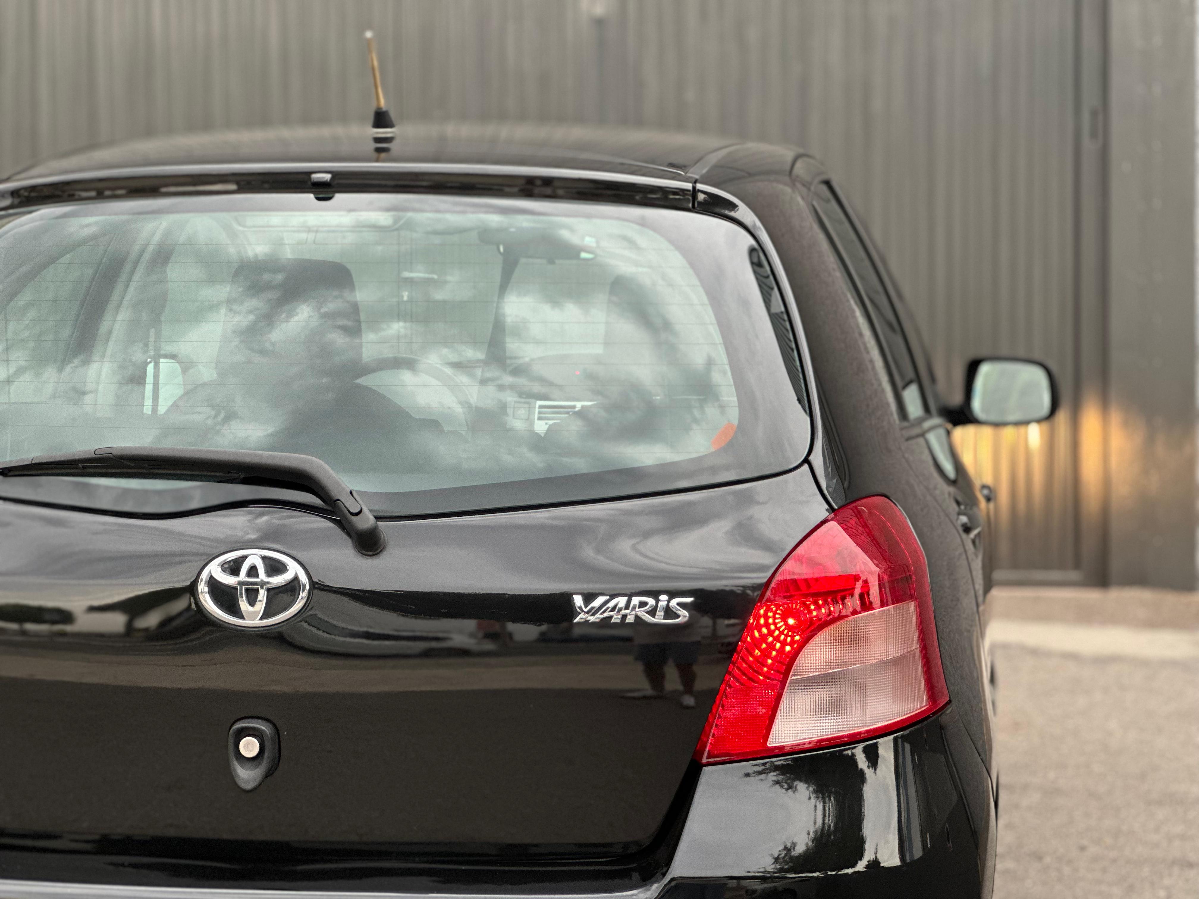 TOYOTA YARIS 1.3 VVTi Yaris