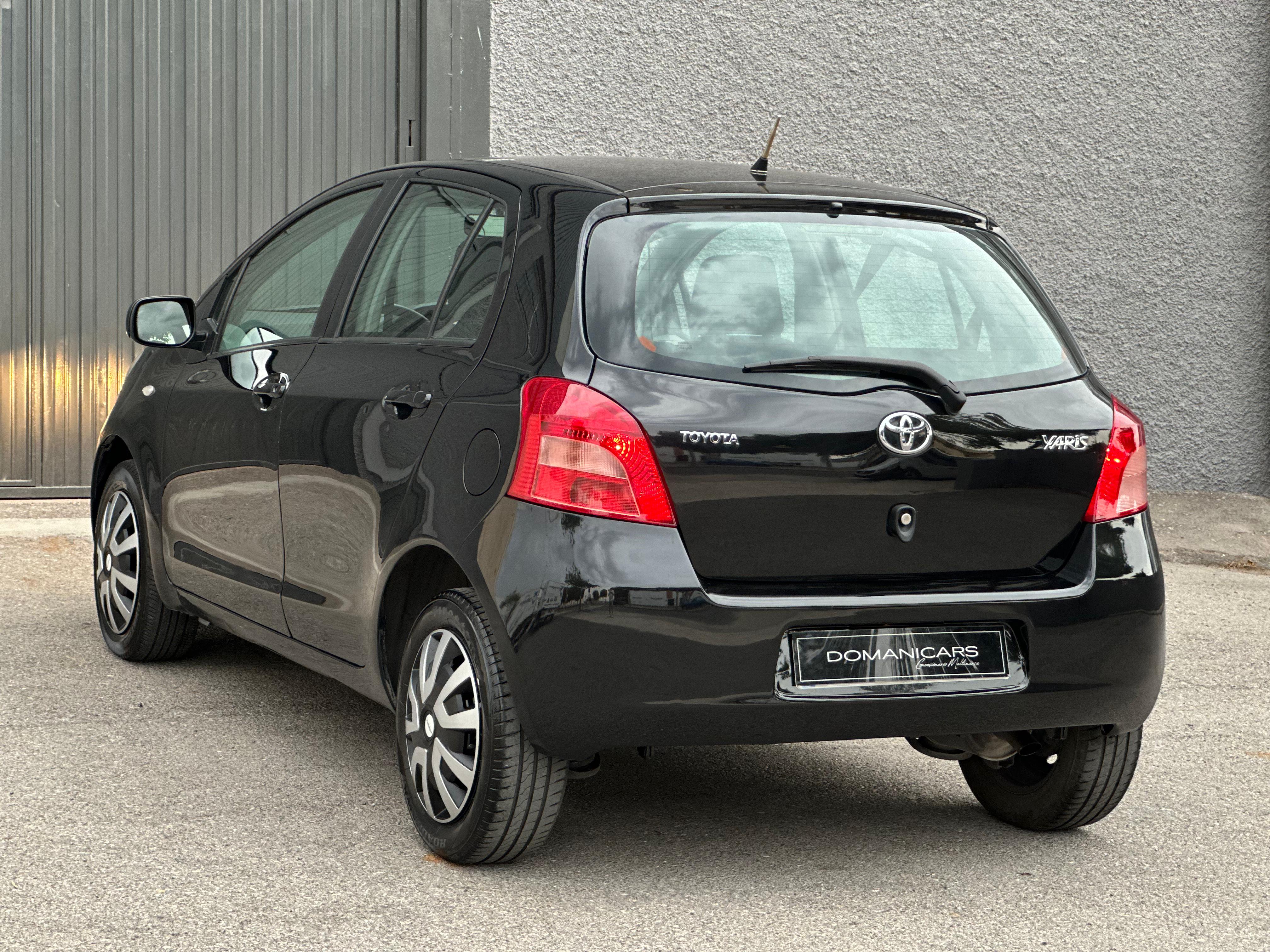 TOYOTA YARIS 1.3 VVTi Yaris