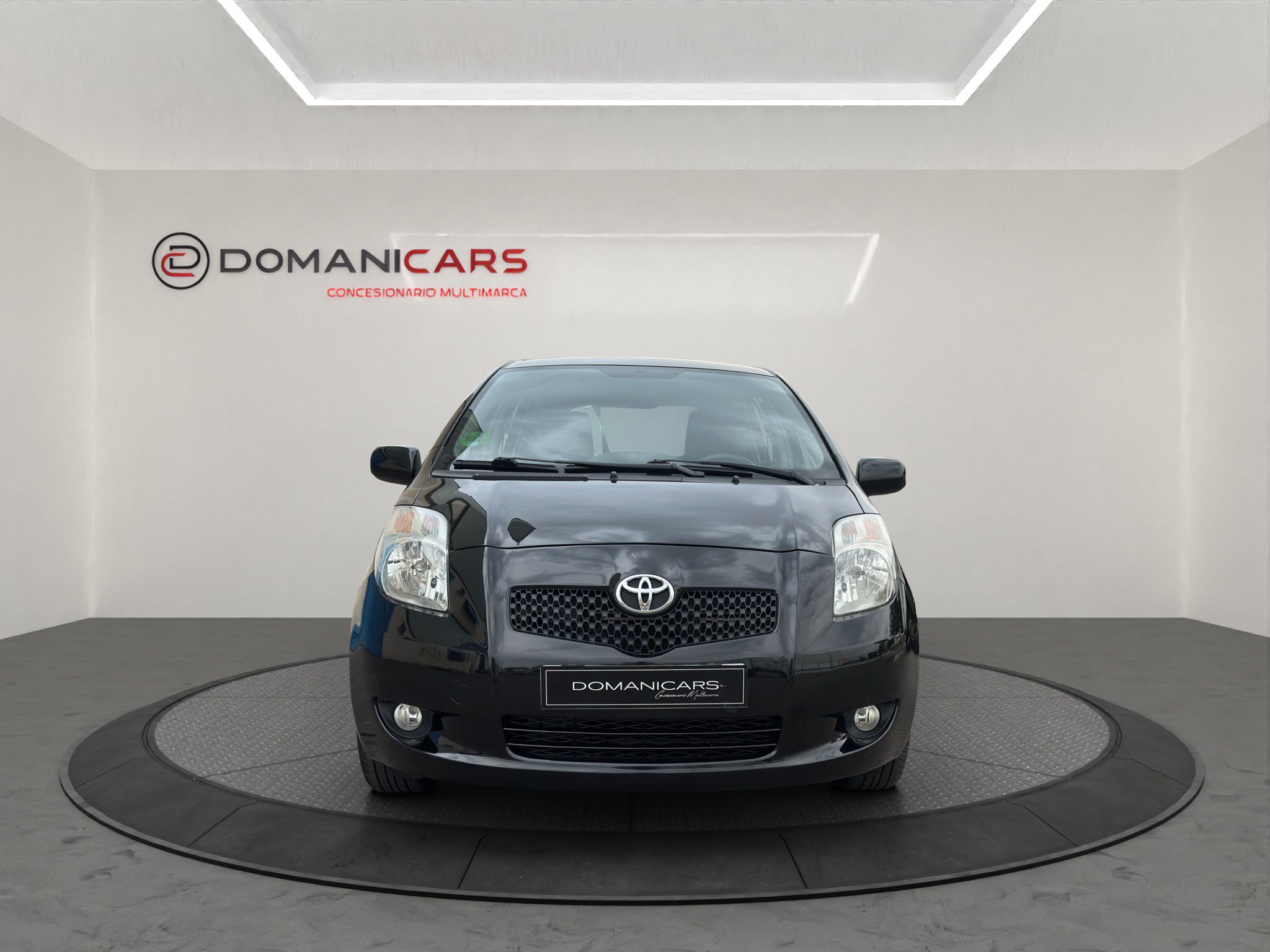 TOYOTA YARIS 1.3 VVTi Yaris