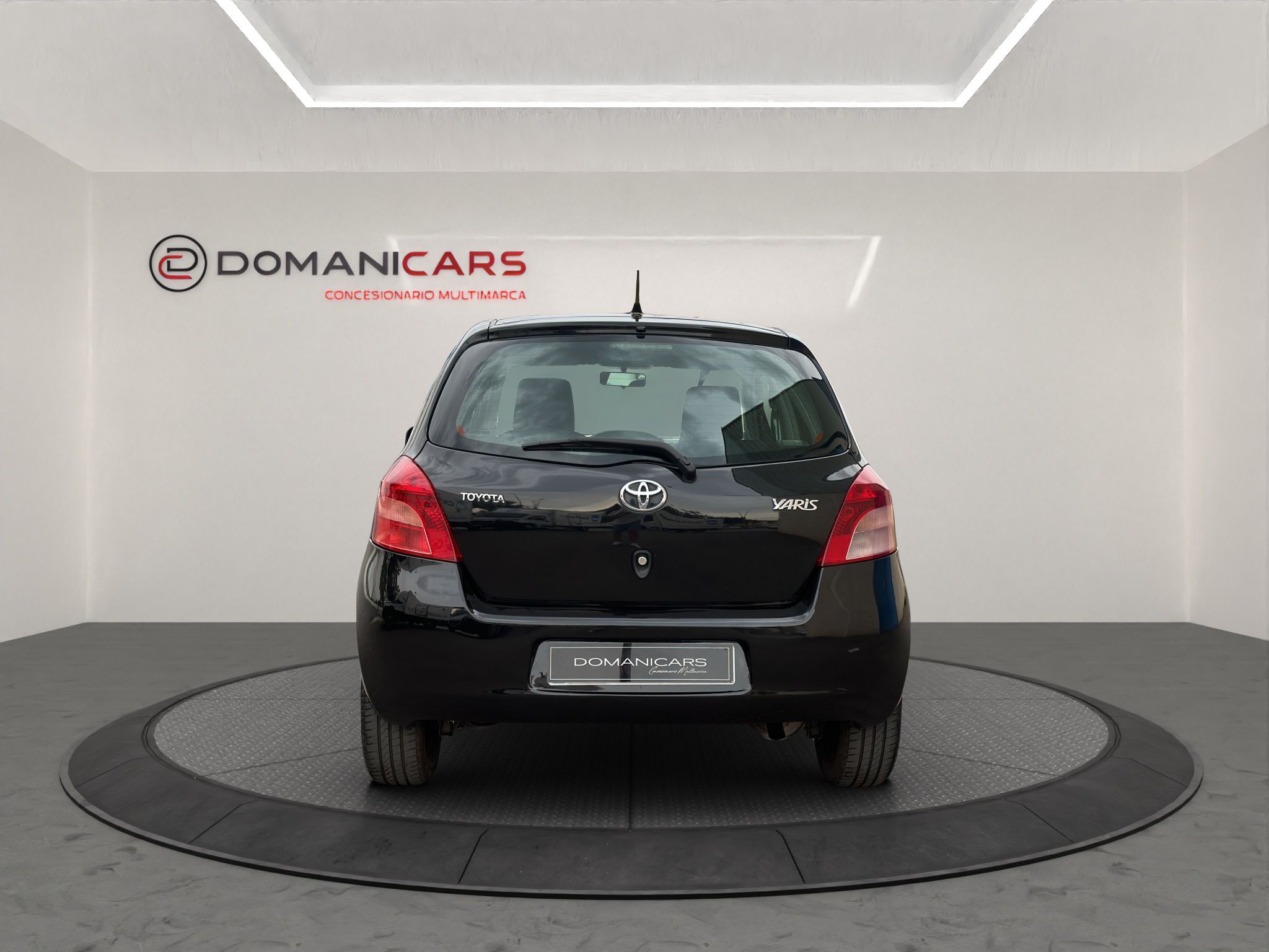 TOYOTA YARIS 1.3 VVTi Yaris