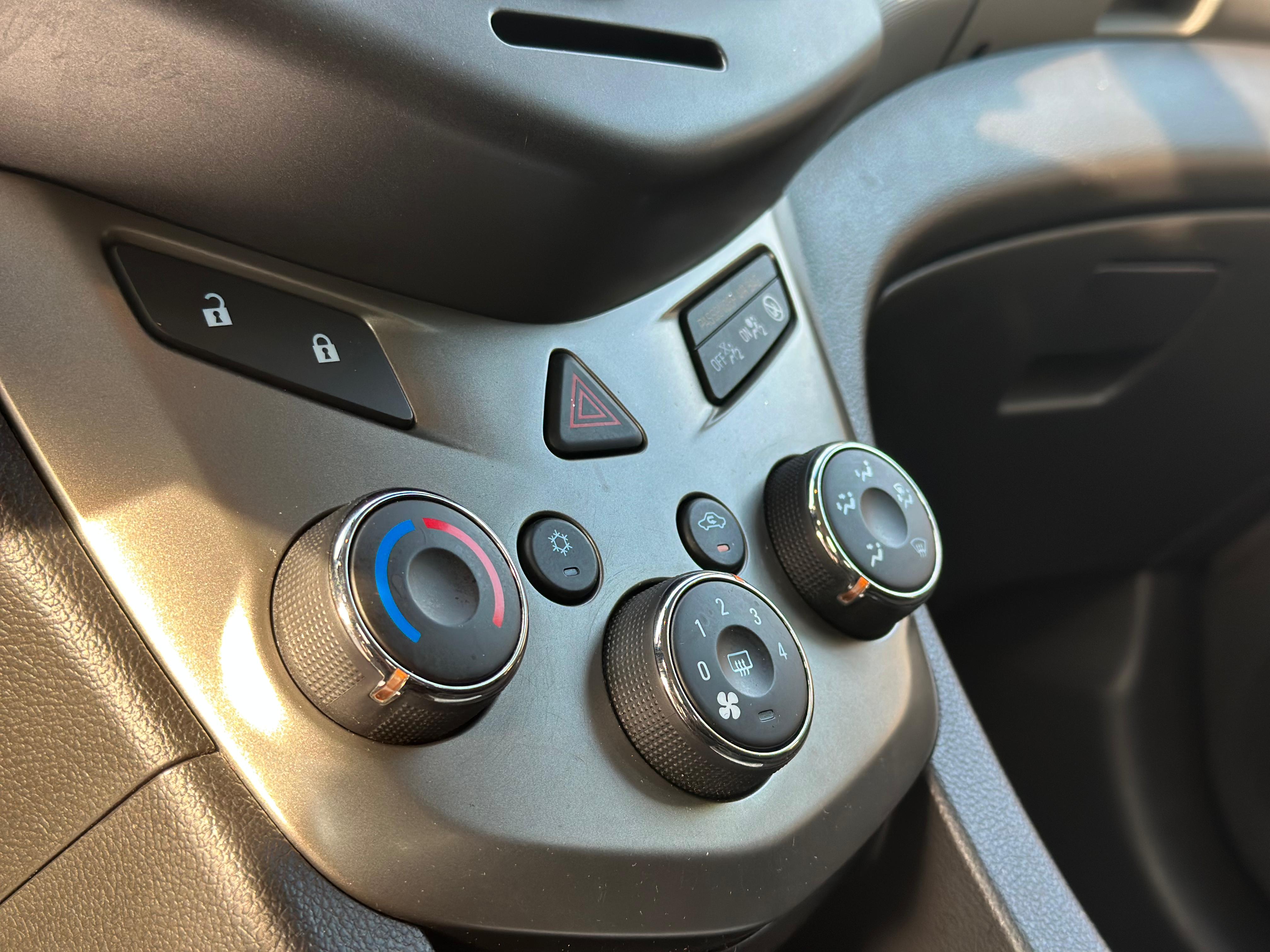 CHEVROLET AVEO 1.2 16v LT NUEVO
