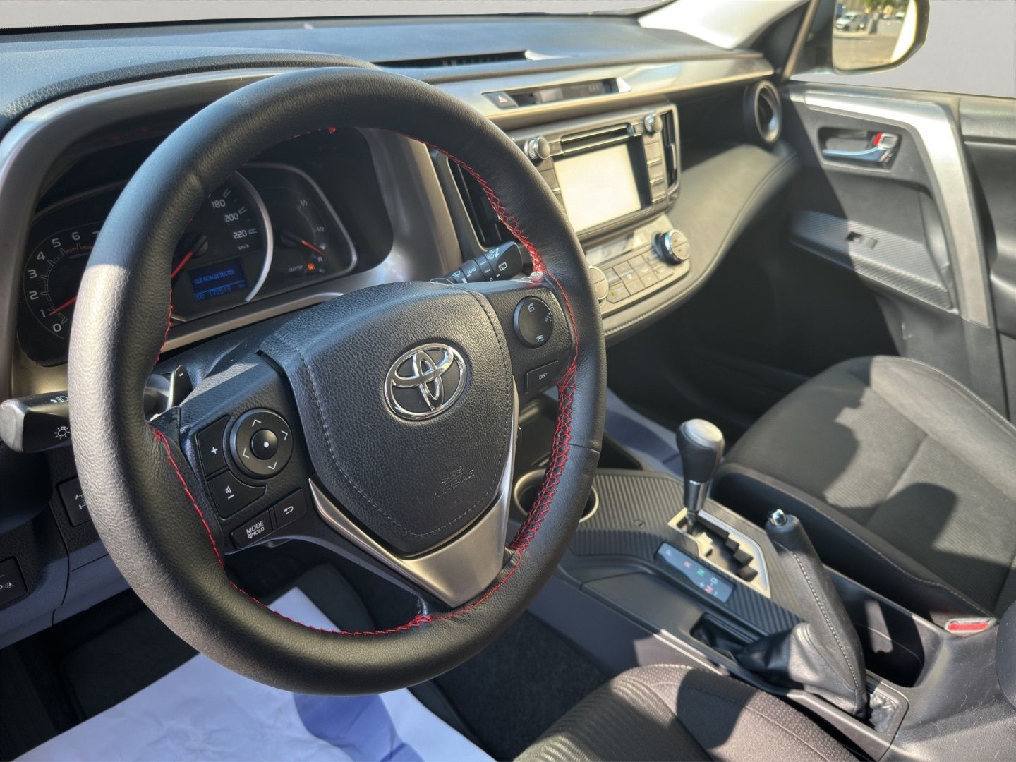 TOYOTA RAV 4 150D AutoDrive AWD Advance