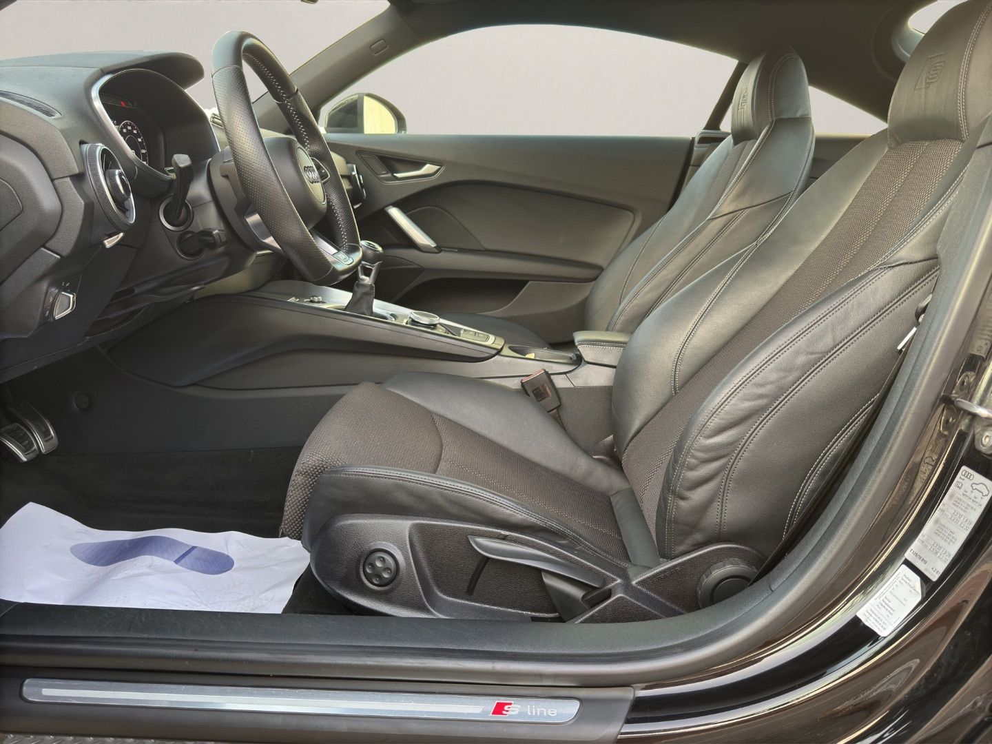 AUDI TT Coupe 2.0 TDI 184CV ultra S line edition