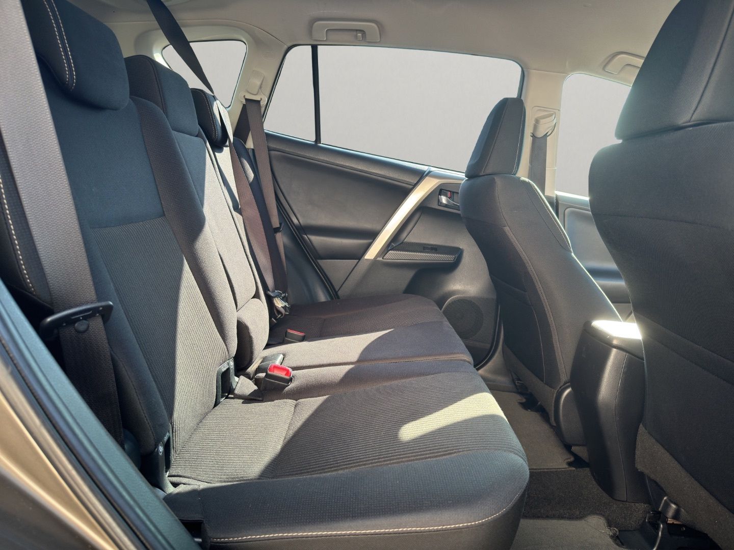 TOYOTA RAV 4 150D AutoDrive AWD Advance