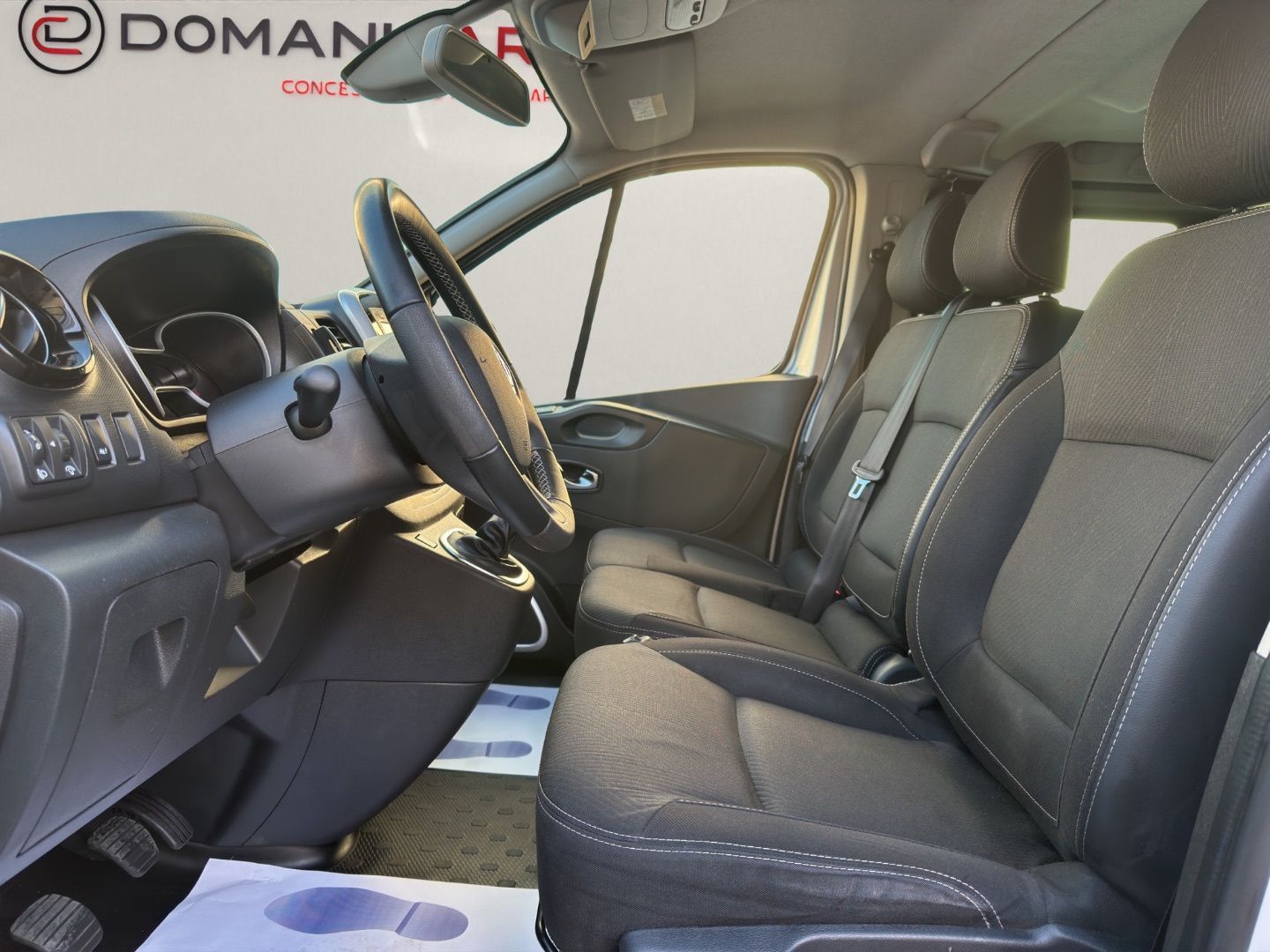 RENAULT TRAFIC Passenger Largo E. dCi 107 kW145 CV E6