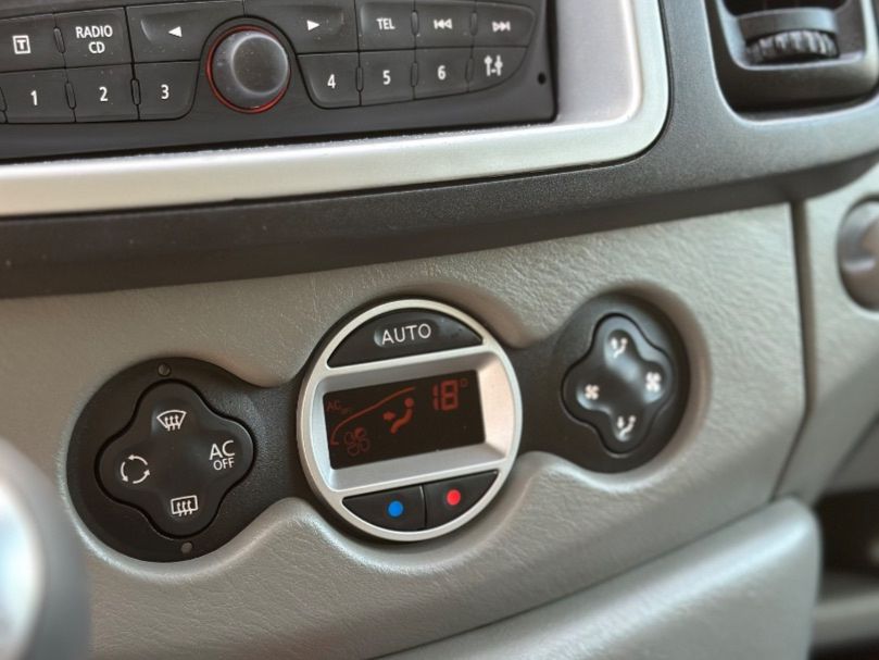 NISSAN PRIMASTAR 2.0dCi 115CV Optim PREMIUM CORT COMBI9