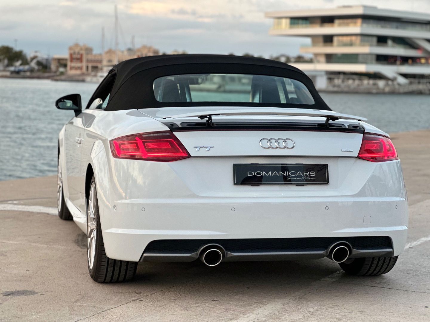 AUDI TT Roadster 2.0 TDI 184CV ultra S line e