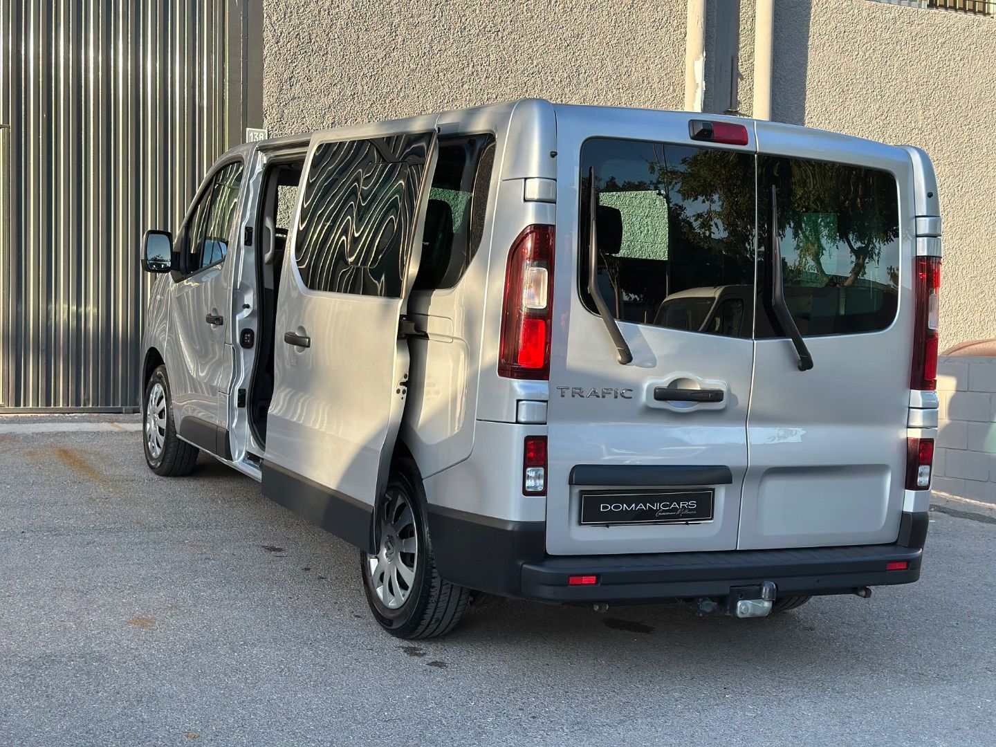 RENAULT TRAFIC Passenger Largo E. dCi 107 kW145 CV E6