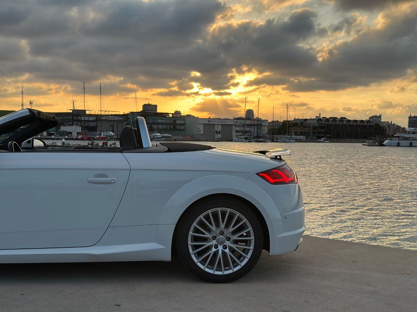 AUDI TT Roadster 2.0 TDI 184CV ultra S line e