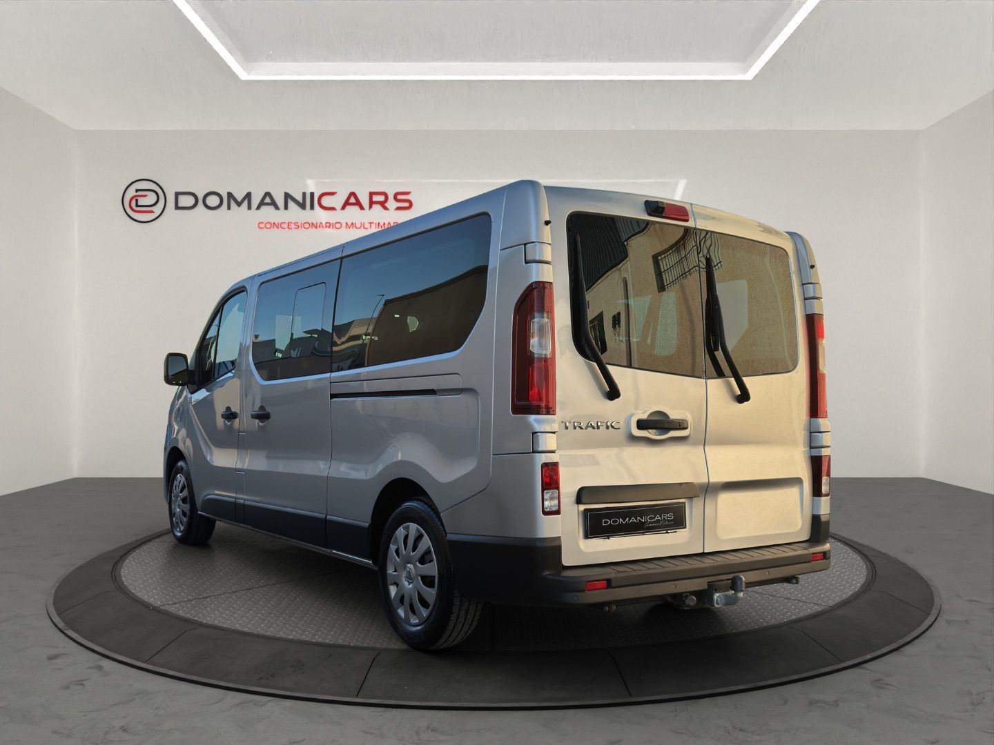RENAULT TRAFIC Passenger Largo E. dCi 107 kW145 CV E6