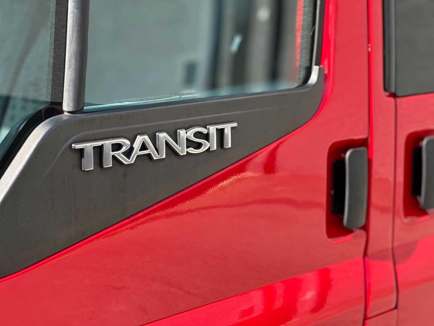 FORD TRANSIT 330 M Estandard 140CV Mixto