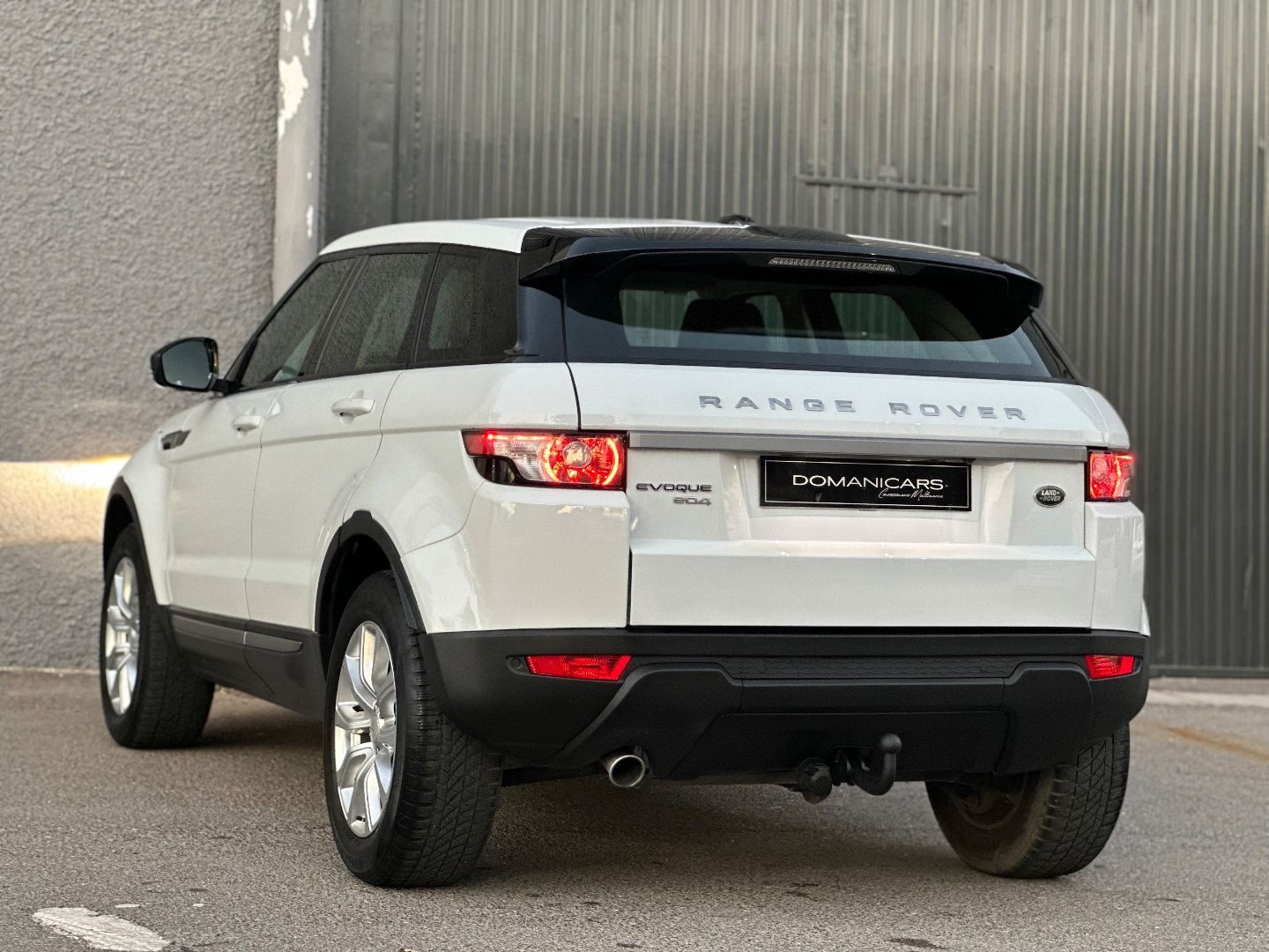 LAND-ROVER RANGE ROVER EVOQUE 2.2L eD4 150CV 4x2 Pure