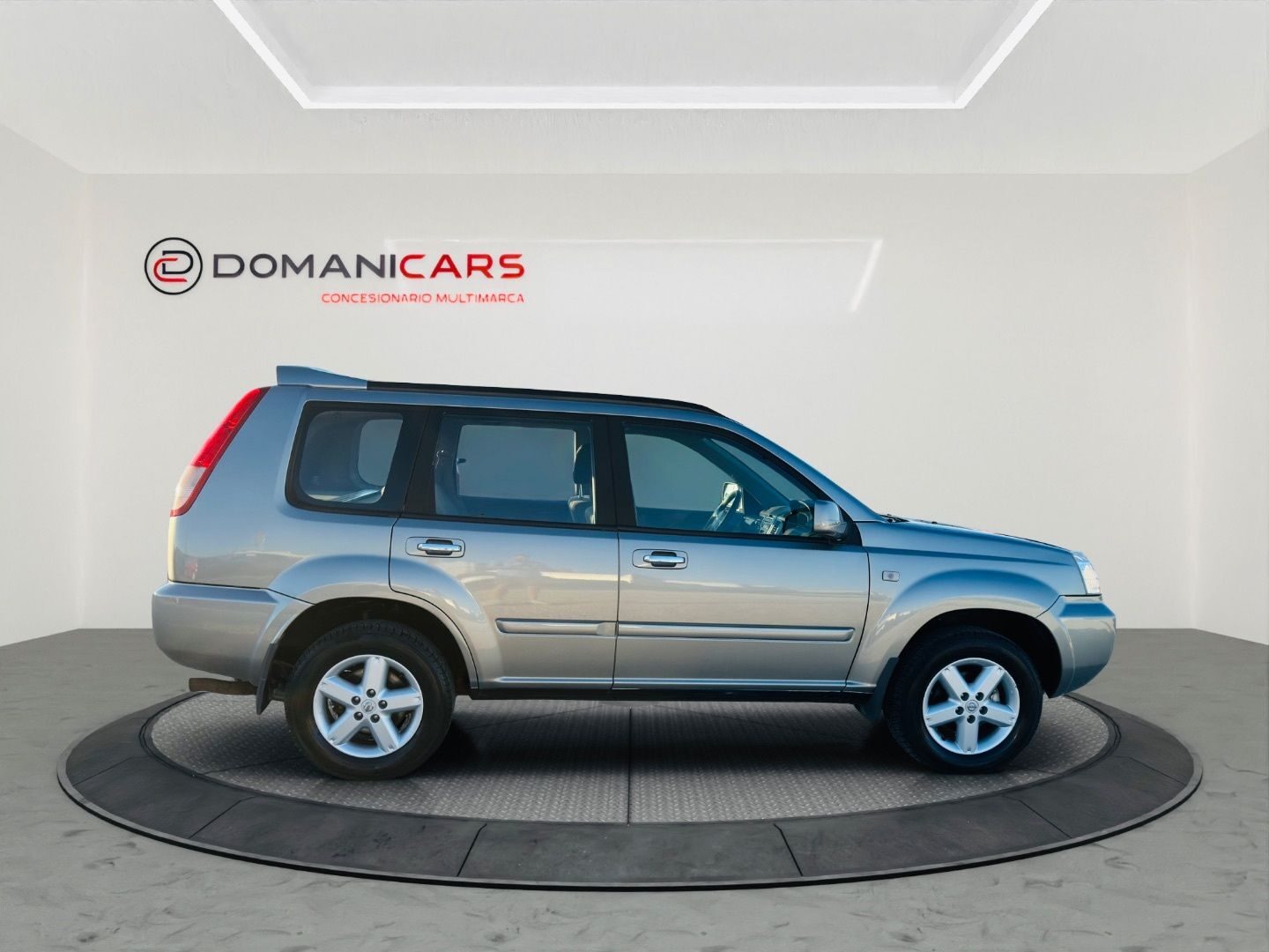 NISSAN X-TRAIL 2.2 dCi COLUMBIA TITANIUM