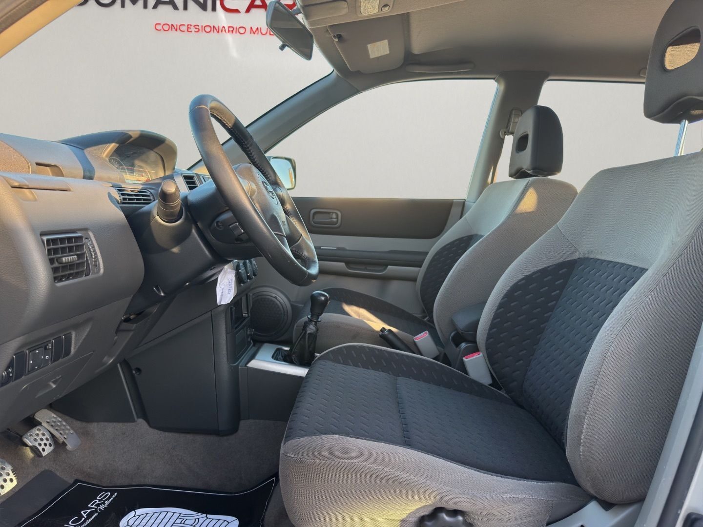 NISSAN X-TRAIL 2.2 dCi COLUMBIA TITANIUM