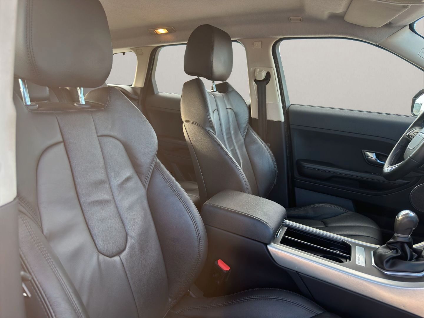 LAND-ROVER RANGE ROVER EVOQUE 2.2L eD4 150CV 4x2 Pure