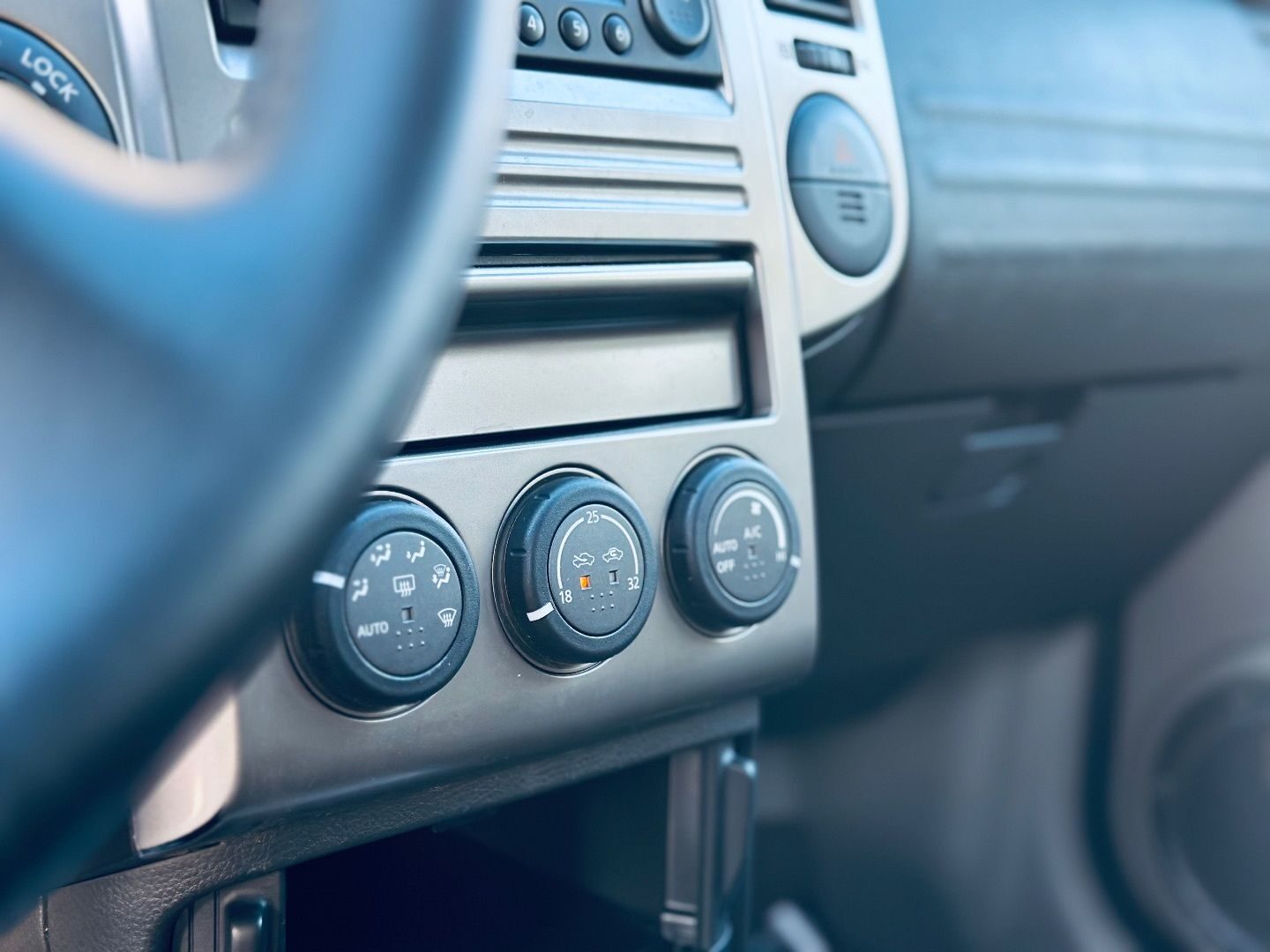 NISSAN X-TRAIL 2.2 dCi COLUMBIA TITANIUM