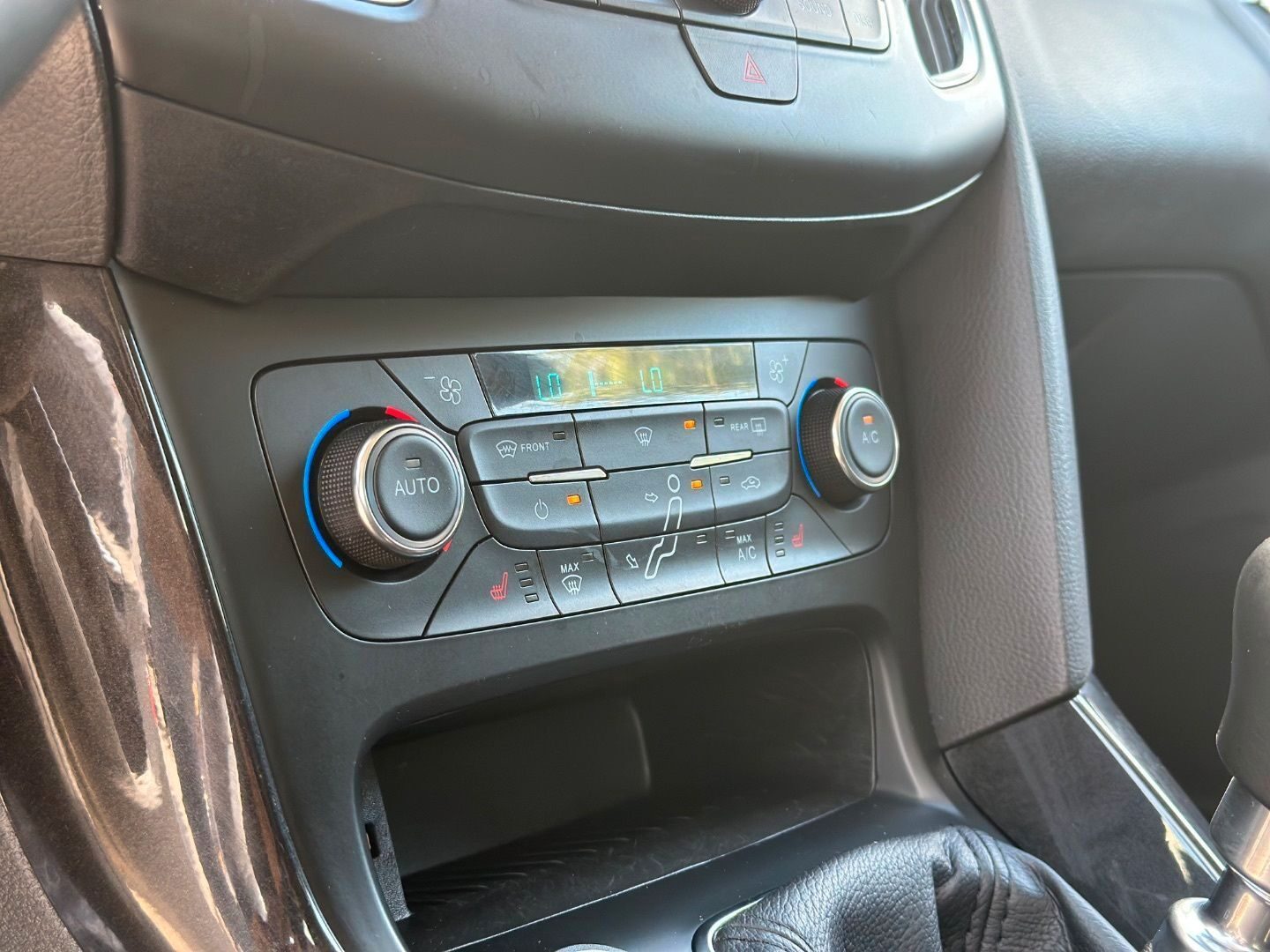 FORD FOCUS 2.0 TDCi ASS E6 150cv Titanium Sportb.