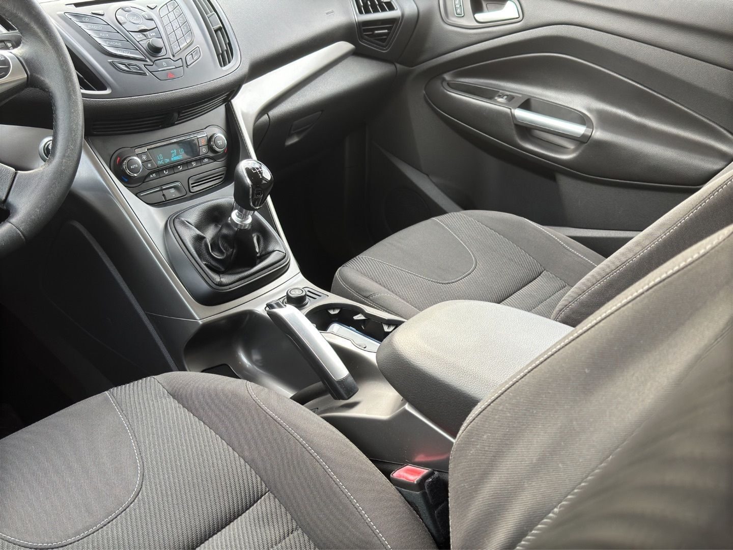 FORD KUGA 2.0 TDCi 140 4x2 Trend