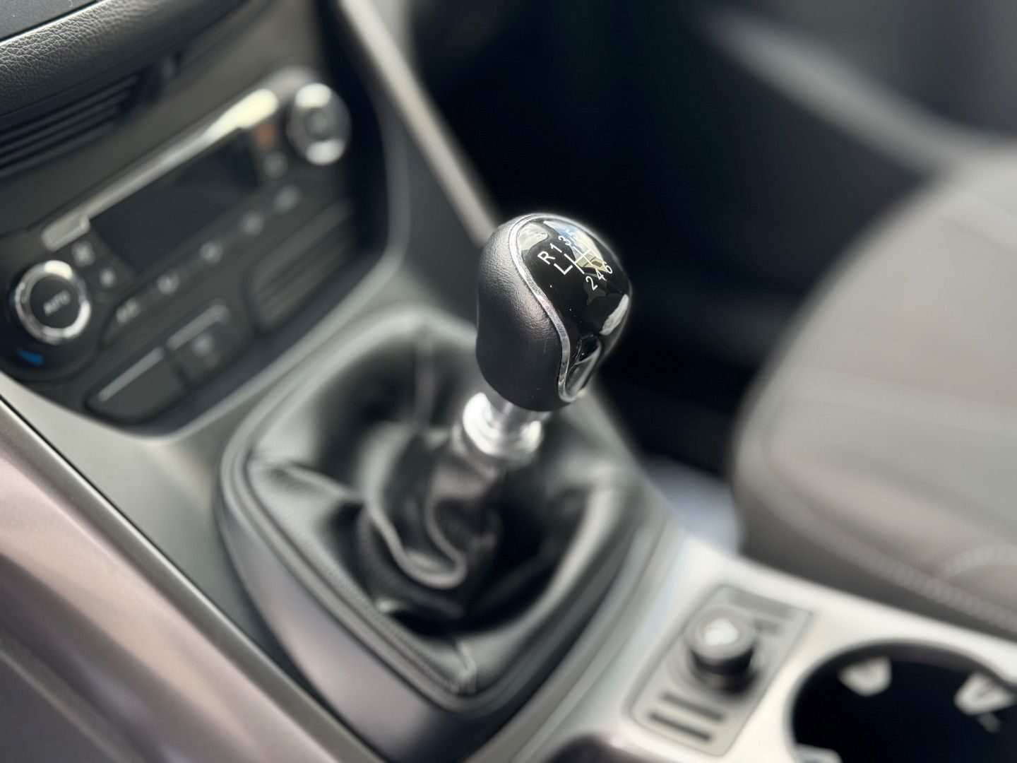 FORD KUGA 2.0 TDCi 140 4x2 Trend