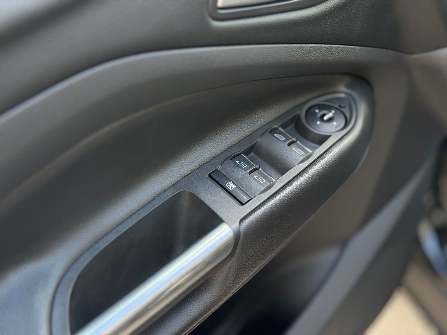 FORD KUGA 2.0 TDCi 140 4x2 Trend