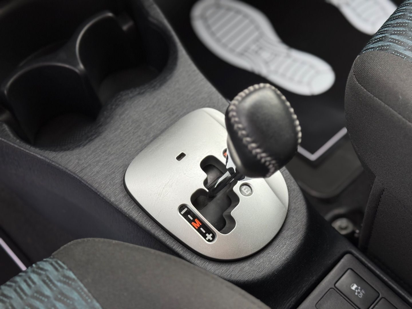 TOYOTA YARIS 90D LIVE