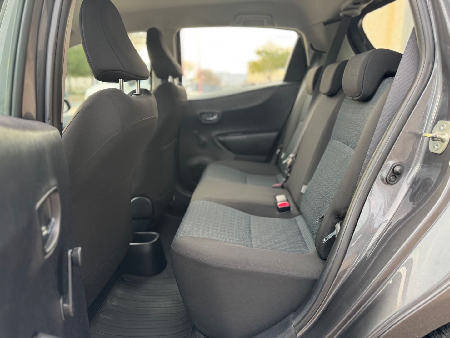 TOYOTA YARIS 90D LIVE